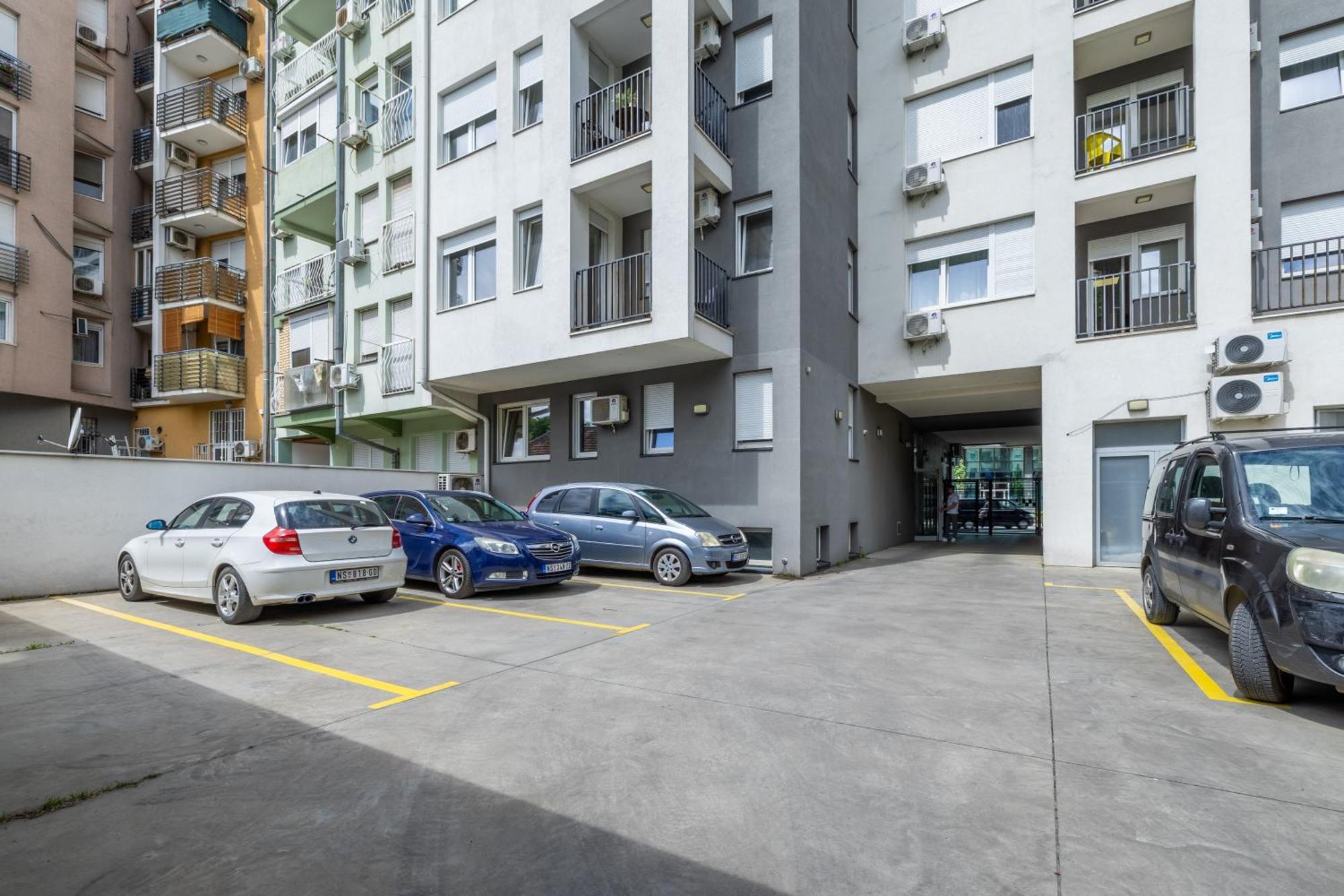 Arena Big Luxury Apartments 노비사드 외부 사진